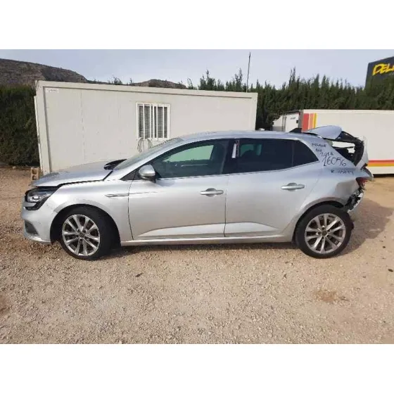 RENAULT MEGANE IV BERLINA 5P '2018 ZEN GRIS