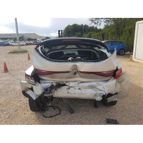 RENAULT MEGANE IV BERLINA 5P '2018 ZEN GRIS