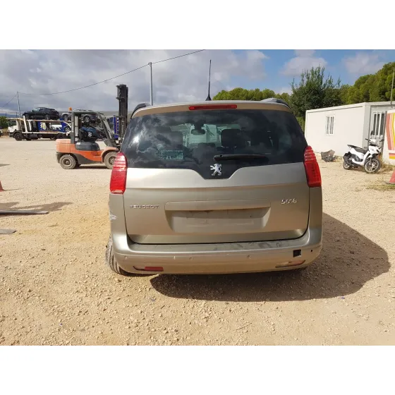Peugeot 5008 (0U_, 0E_) 2010