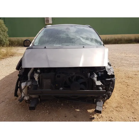 Peugeot 5008 (0U_, 0E_) 2010