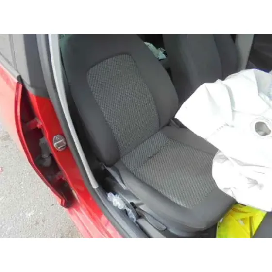 SEAT IBIZA (6J5) '2010 GOOD STUFF ROJO
