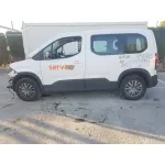 PEUGEOT RIFTER '2022 ACRISTALADA BLANCO