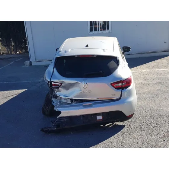 RENAULT CLIO IV '2016 LIMITED GRIS