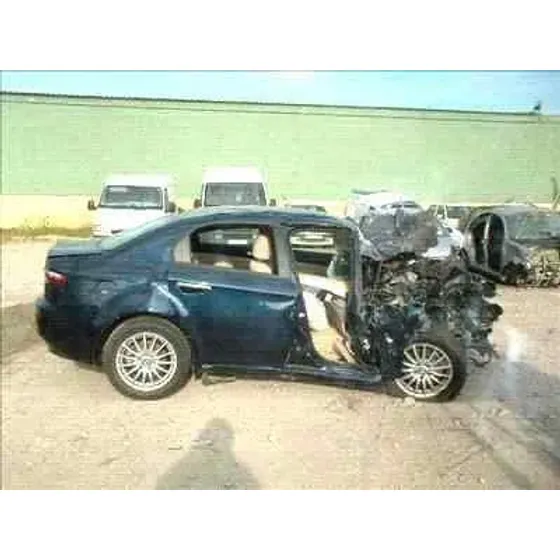 ALFA ROMEO 159 (140) '2005 1.9 JTDM 16V / SELECTIVE AZUL