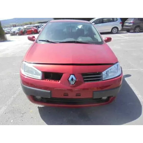 RENAULT MEGANE II CLASSIC BERLINA '2005 CONFORT AUTHENTIQUE GRANATE