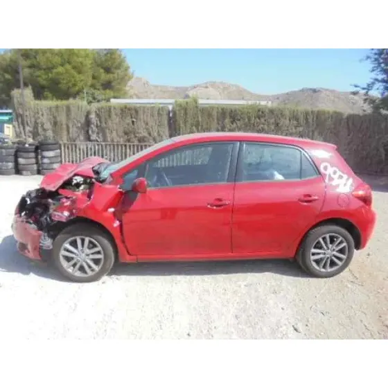 TOYOTA AURIS '2009 ACTIVE ROJO