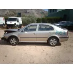SKODA OCTAVIA BERLINA (1U2) SKODA OCTAVIA BERLINA (1U2) '2004 AMBIENTE BEIG 2000
