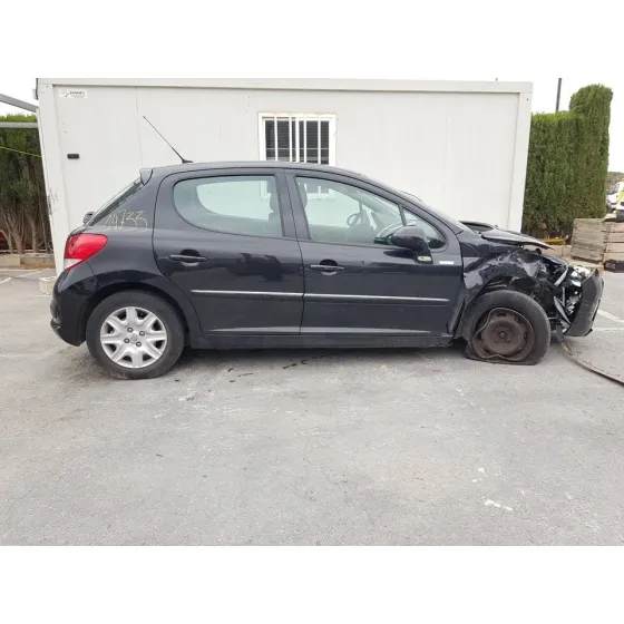PEUGEOT 207 '2010 CONFORT NEGRO