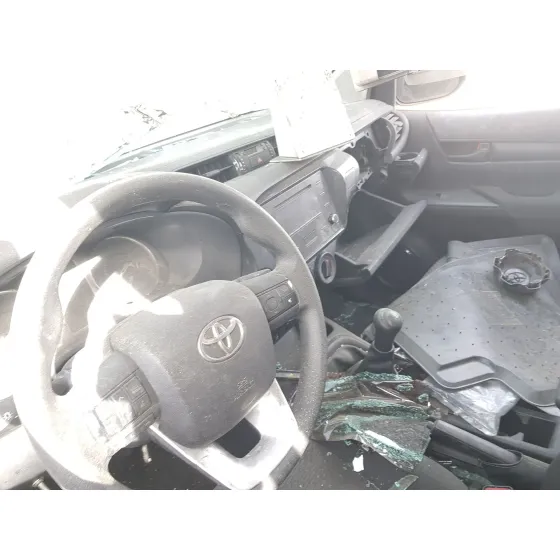Toyota HILUX VIII PICK-UP (_N1_) 2015