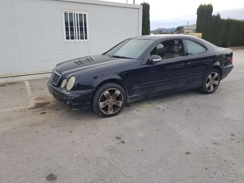 MERCEDES CLASE CLK (W208) COUPE '2004 230 COMPRESSOR (208.347) NEGRO