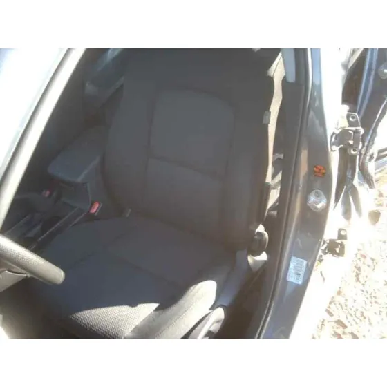 MAZDA 3 BERLINA (BK) '2008 1.6 CRDT ACTIVE+ GRIS OSCURO