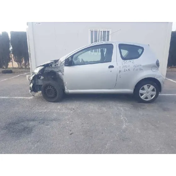 TOYOTA AYGO (KGB/WNB) '2010 BASICO GRIS