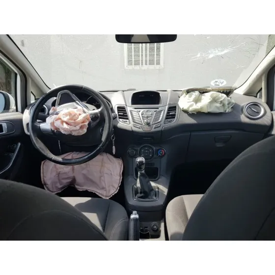 FORD FIESTA (CCN) '2016 AMBIENTE BLANCO