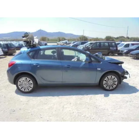 OPEL ASTRA J LIM. '2014 SELECTIVE AZUL