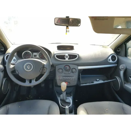 RENAULT CLIO III '2009 DYNAMIQUE ROJO