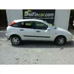 FORD FOCUS BERLINA (CAK) '2001 TREND GRIS PLATA