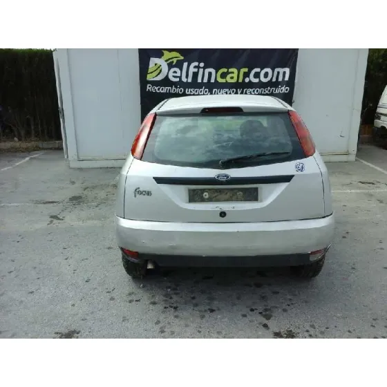 FORD FOCUS BERLINA (CAK) '2001 TREND GRIS PLATA