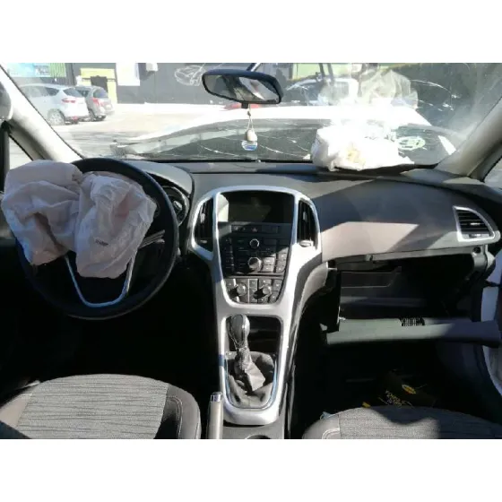 OPEL ASTRA J LIM. '2014 SELECTIVE BLANCO