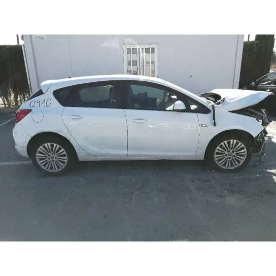 OPEL ASTRA J LIM. '2014 SELECTIVE BLANCO