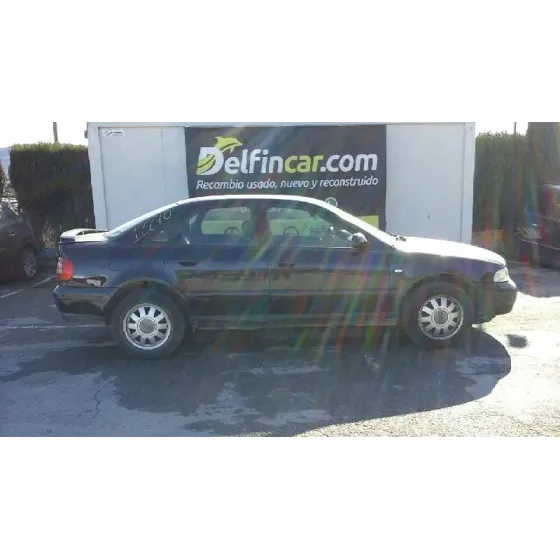 AUDI A4 BERLINA (B5) '1999 1.9 TDI AZUL
