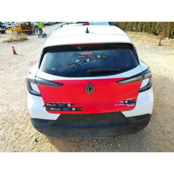 RENAULT CAPTUR II '2024 EVOLUTION BLANCO-ROJO