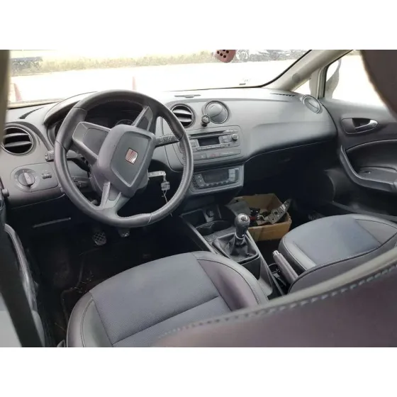SEAT IBIZA (6J5) '2013 REFERENCE BLANCO