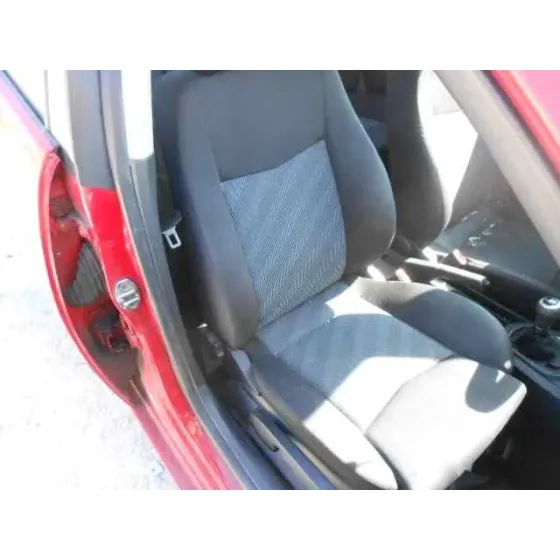 SEAT IBIZA (6L1) '2005 COOL ROJO
