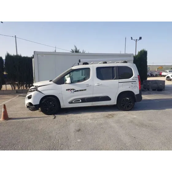 CITROEN BERLINGO '2021 FEEL M 5P BLANCO