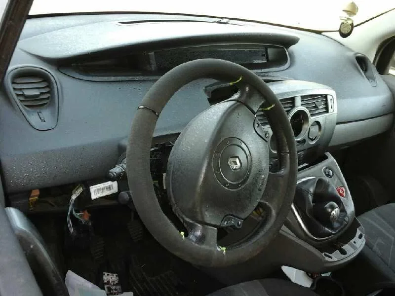 RENAULT SCENIC II '2005 AUTHENTIQUE NEGRO