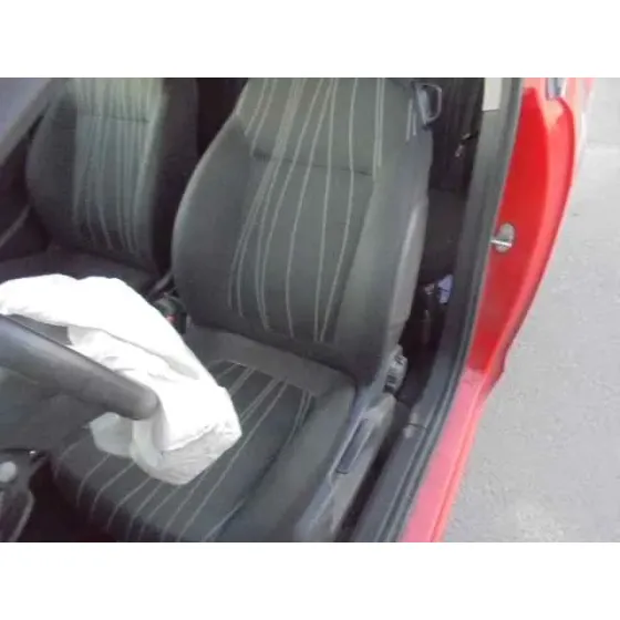 OPEL CORSA D '2009 LIMITED EDITION ROJO