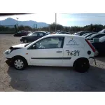 FORD FIESTA (CBK) FORD FIESTA (CBK) '2006 AMBIENTE BLANCO 2001