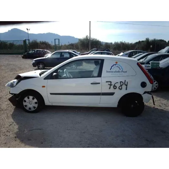 FORD FIESTA (CBK) '2006 AMBIENTE BLANCO