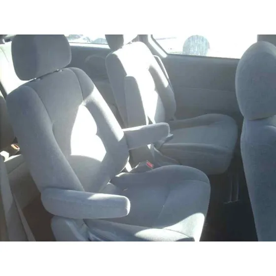 KIA CARNIVAL II '2002 2.9 CRDI LX GRIS
