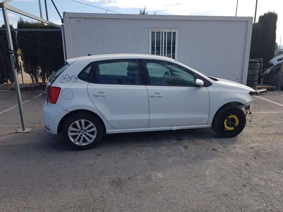 VOLKSWAGEN POLO (6C1) '2014 BLUEMOTION BLANCO