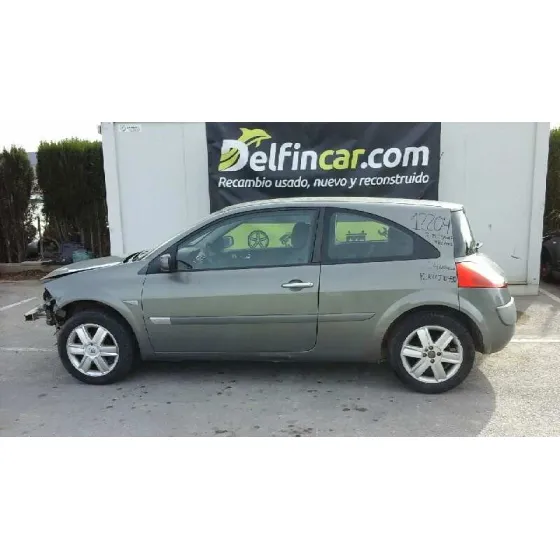 RENAULT MEGANE II BERLINA 3P '2003 AUTHENTIQUE GRIS