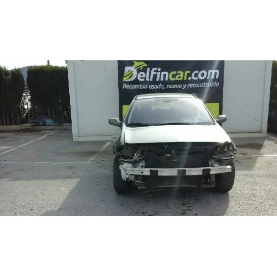 RENAULT MEGANE II BERLINA 3P '2003 AUTHENTIQUE GRIS