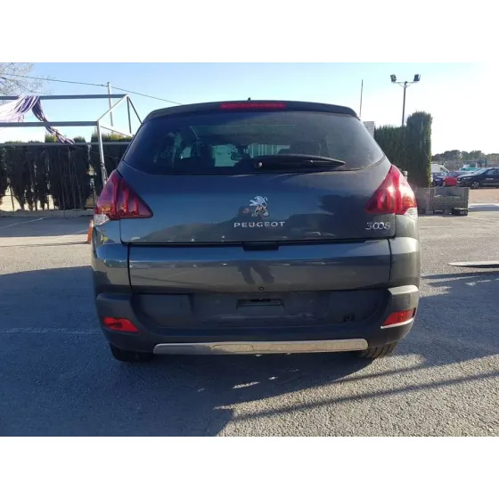 PEUGEOT 3008 '2015 ALLURE GRIS OSCURO