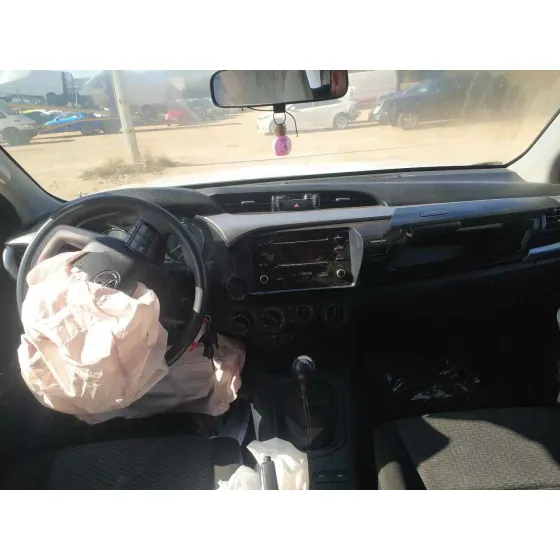 TOYOTA HILUX (GUN1) '2023 DOUBLE CAB GX 4X4 BLANCO