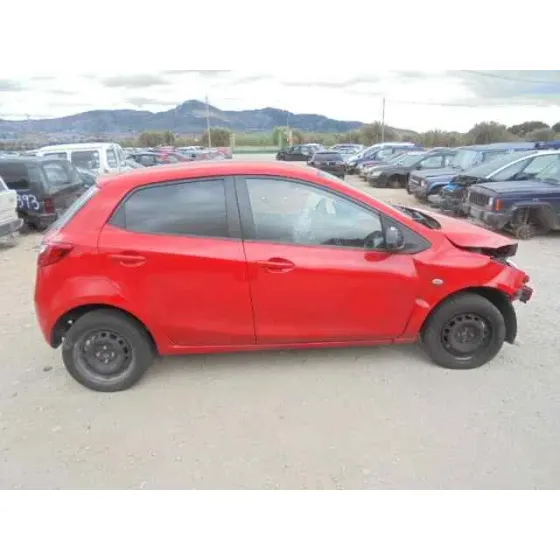 MAZDA 2 LIM. (DE) '2010 1.4 CRTD ACTIVE (5-PTAS.) (50KW) ROJO