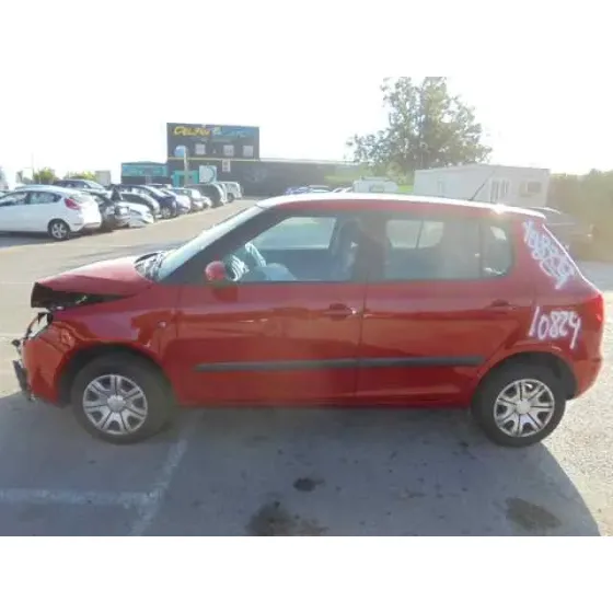 SKODA FABIA (5J2 ) '2008 ACTIVE ROJO