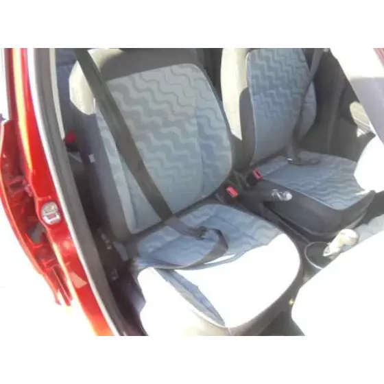 SKODA FABIA (5J2 ) '2008 ACTIVE ROJO