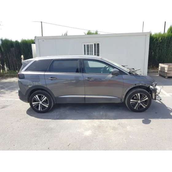 PEUGEOT 5008 '2018 GT LINE 1.5 HDI 130 CV GRIS OSCURO