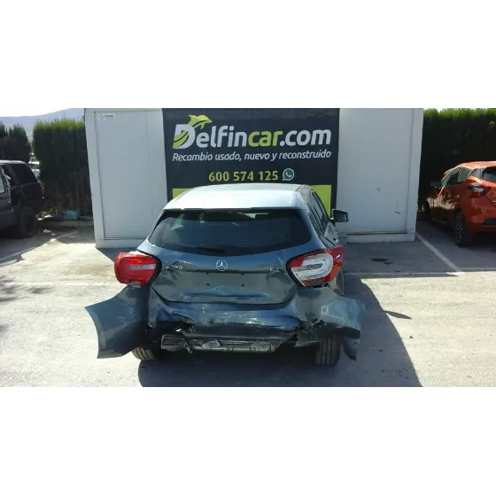 MERCEDES CLASE A (W176) '2014 A 180 CDI BLUEEFFICIENCY (176.012) AZUL