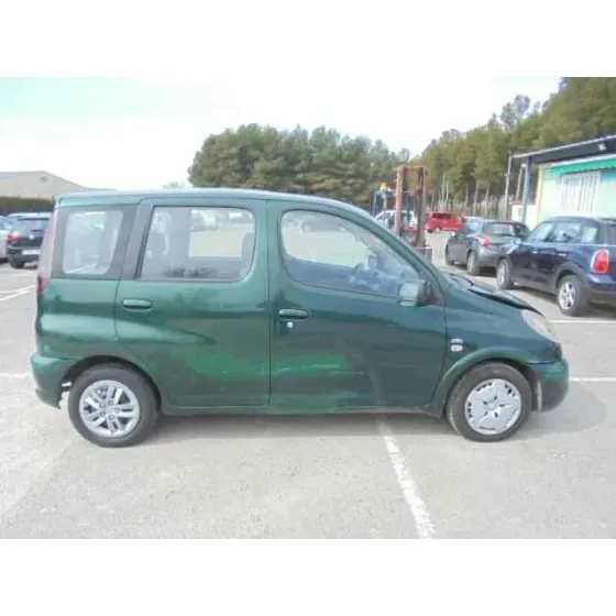 TOYOTA YARIS VERSO (NCP2/NLP2) '2003 1.4 D-4D LINEA LUNA VERDE