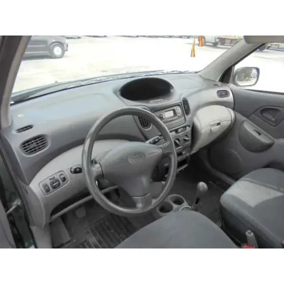 TOYOTA YARIS VERSO (NCP2/NLP2) '2003 1.4 D-4D LINEA LUNA VERDE