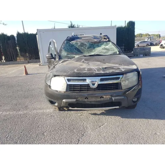 DACIA DUSTER '2012 AMBIANCE 4X4 NEGRO