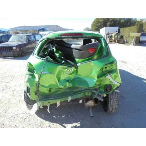 MAZDA 2 LIM. (DE) '2009 1.3 ACTIVE + (3-PTAS.) VERDE