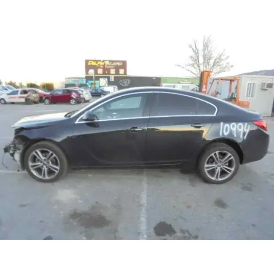 OPEL INSIGNIA BERLINA '2010 COSMO NEGRO