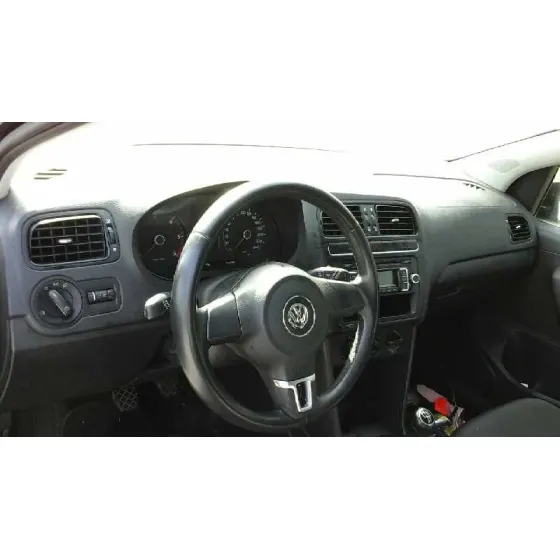 VOLKSWAGEN POLO (6R1) '2011 ADVANCE NEGRO