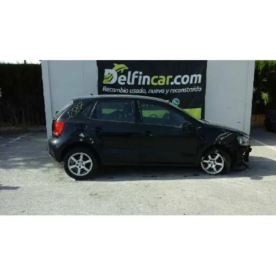 VOLKSWAGEN POLO (6R1) '2011 ADVANCE NEGRO